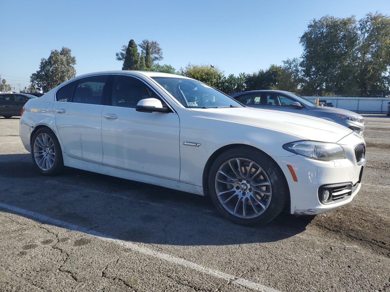 2015 BMW 528 I - zdjęcie 4