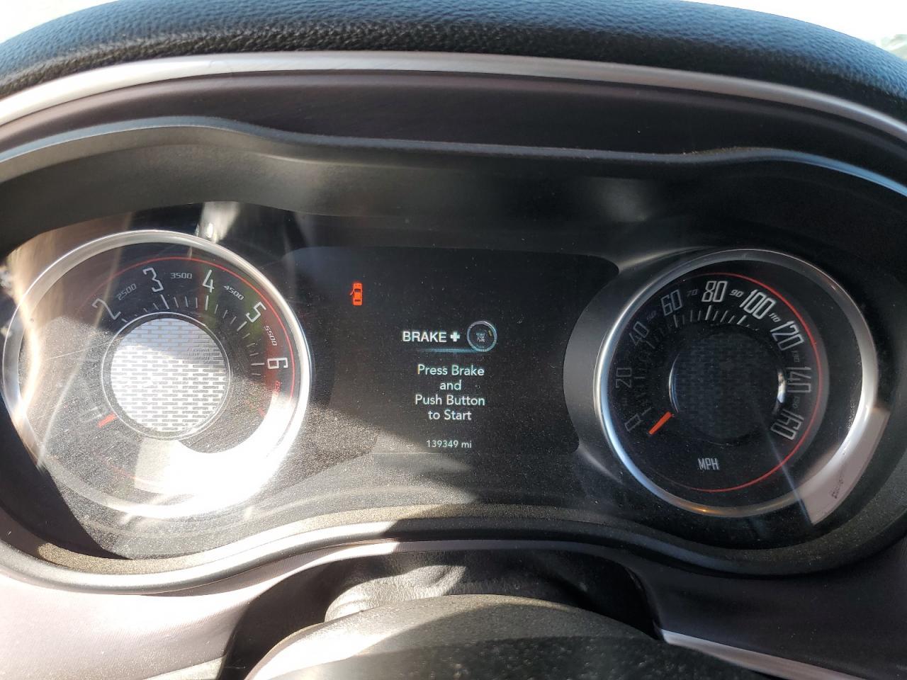 2019 Dodge Challenger - zdjęcie 9