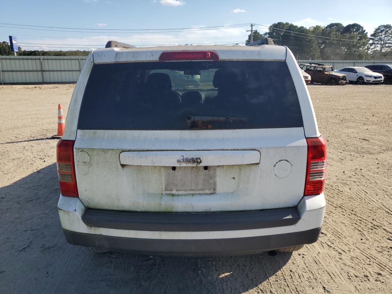 2014 Jeep Patriot - zdjęcie 6