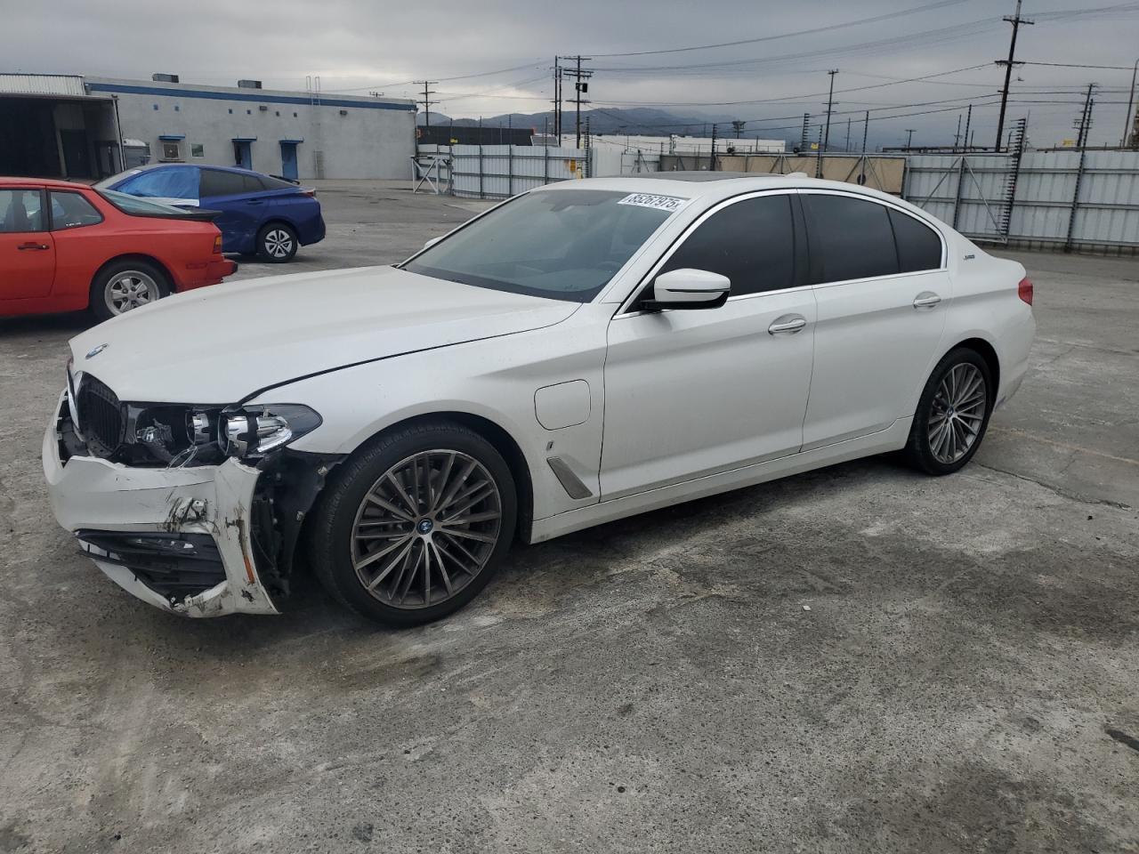 2018 BMW 530E - zdjęcie główne