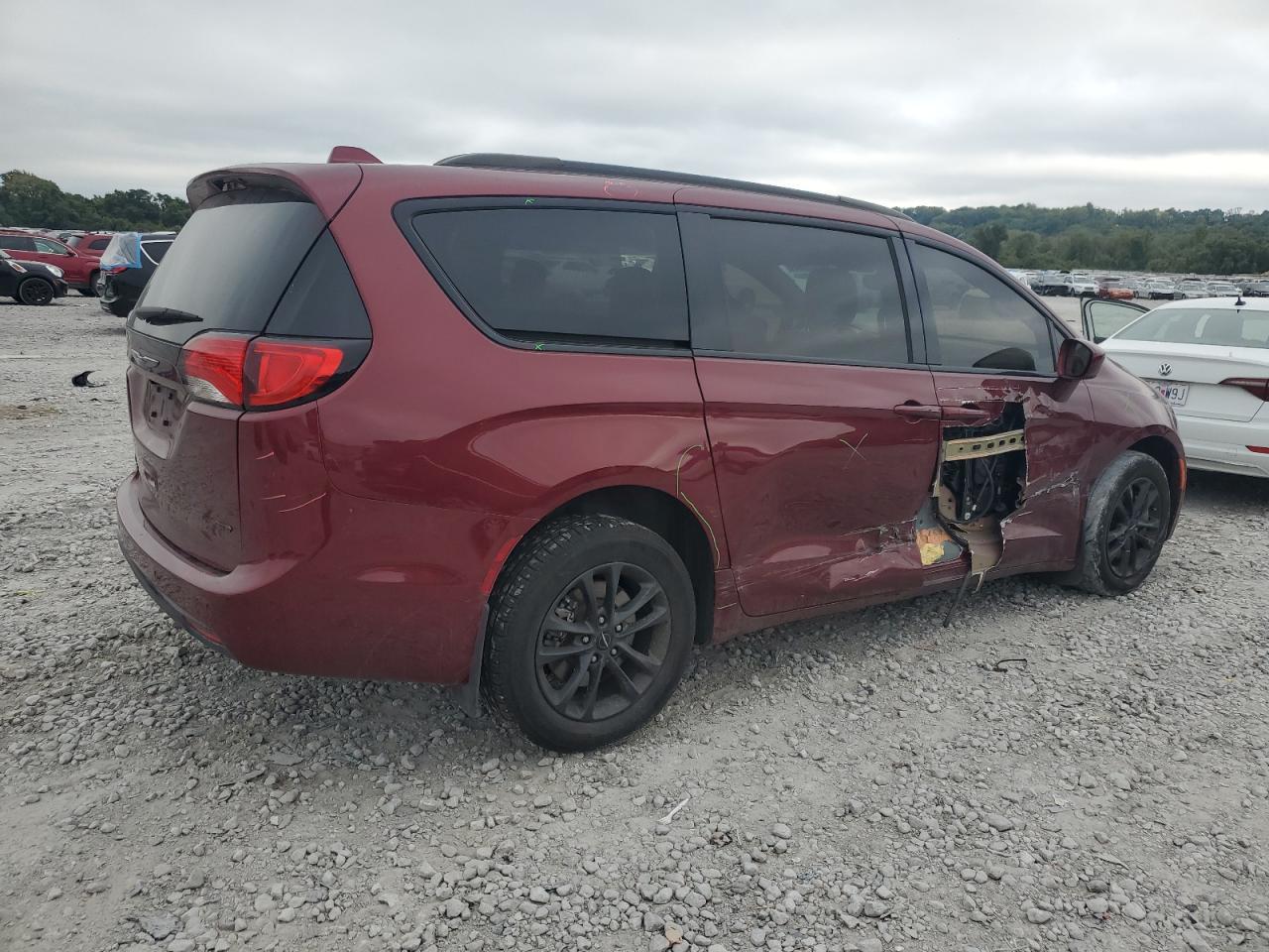 2020 Chrysler Pacifica Touring L - zdjęcie 3