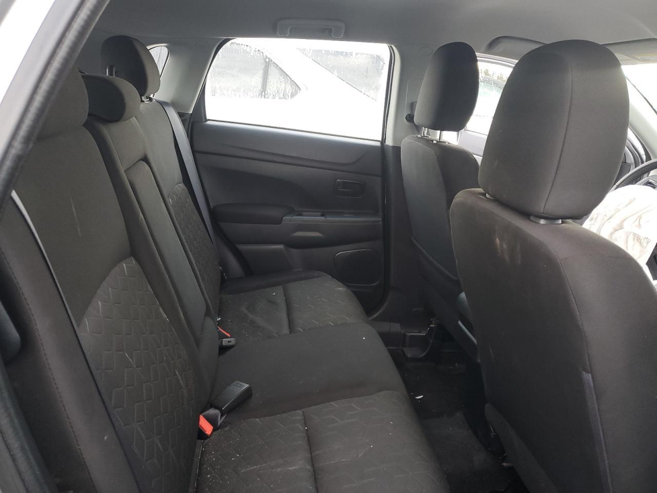 2020 Mitsubishi Rvr Es - zdjęcie 11