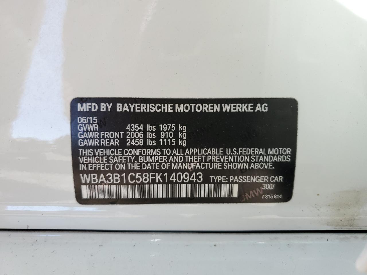 2015 BMW Seria 3 - zdjęcie 12