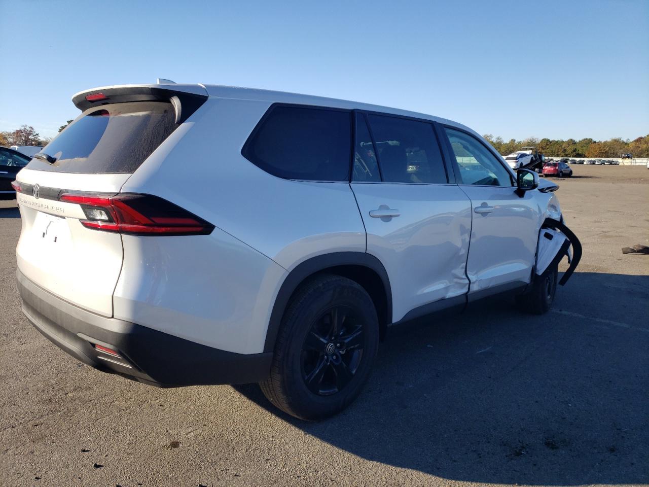 2025 Toyota Grand Highlander Le - zdjęcie 3