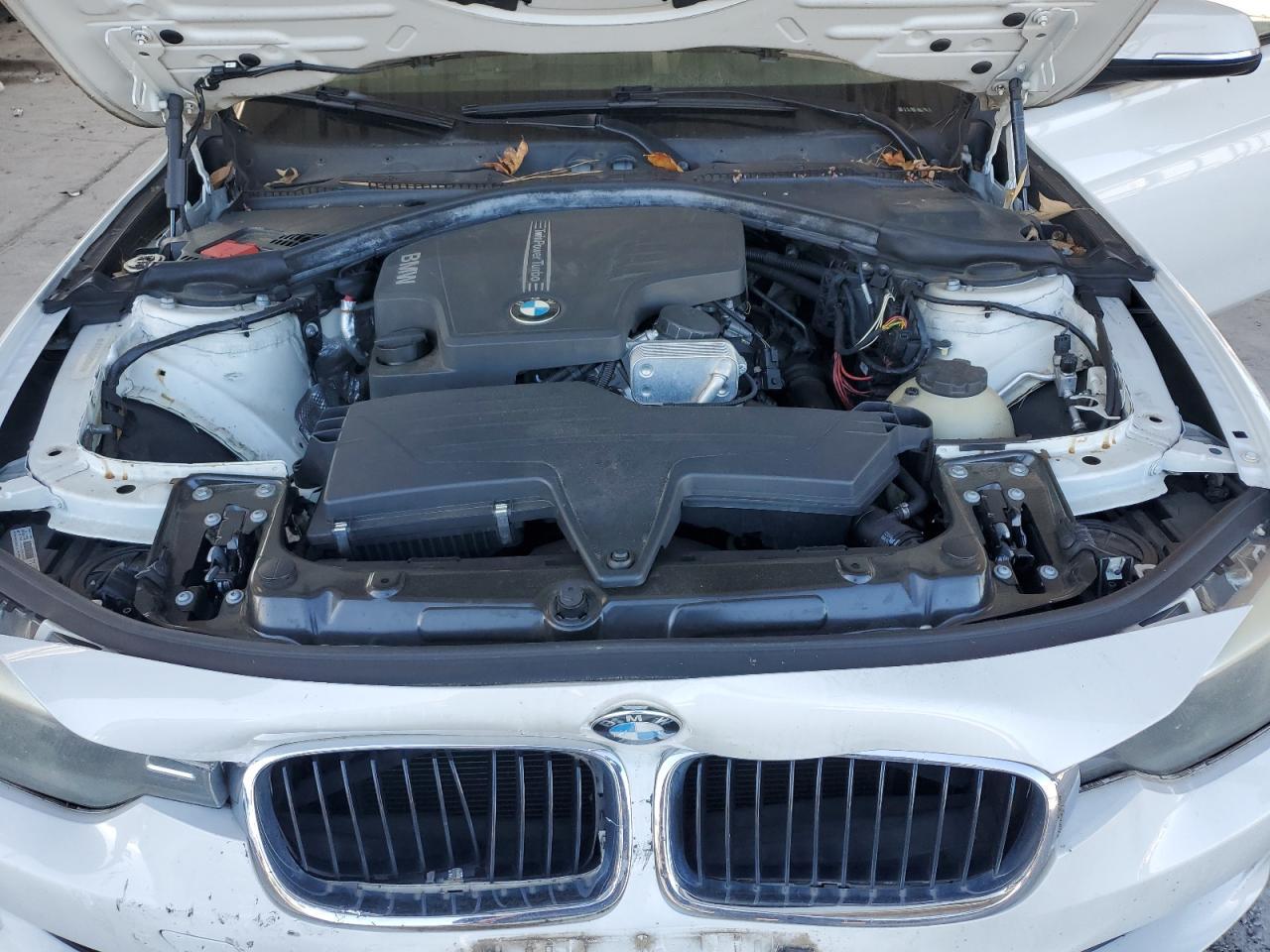 2013 BMW 320 I - zdjęcie 11