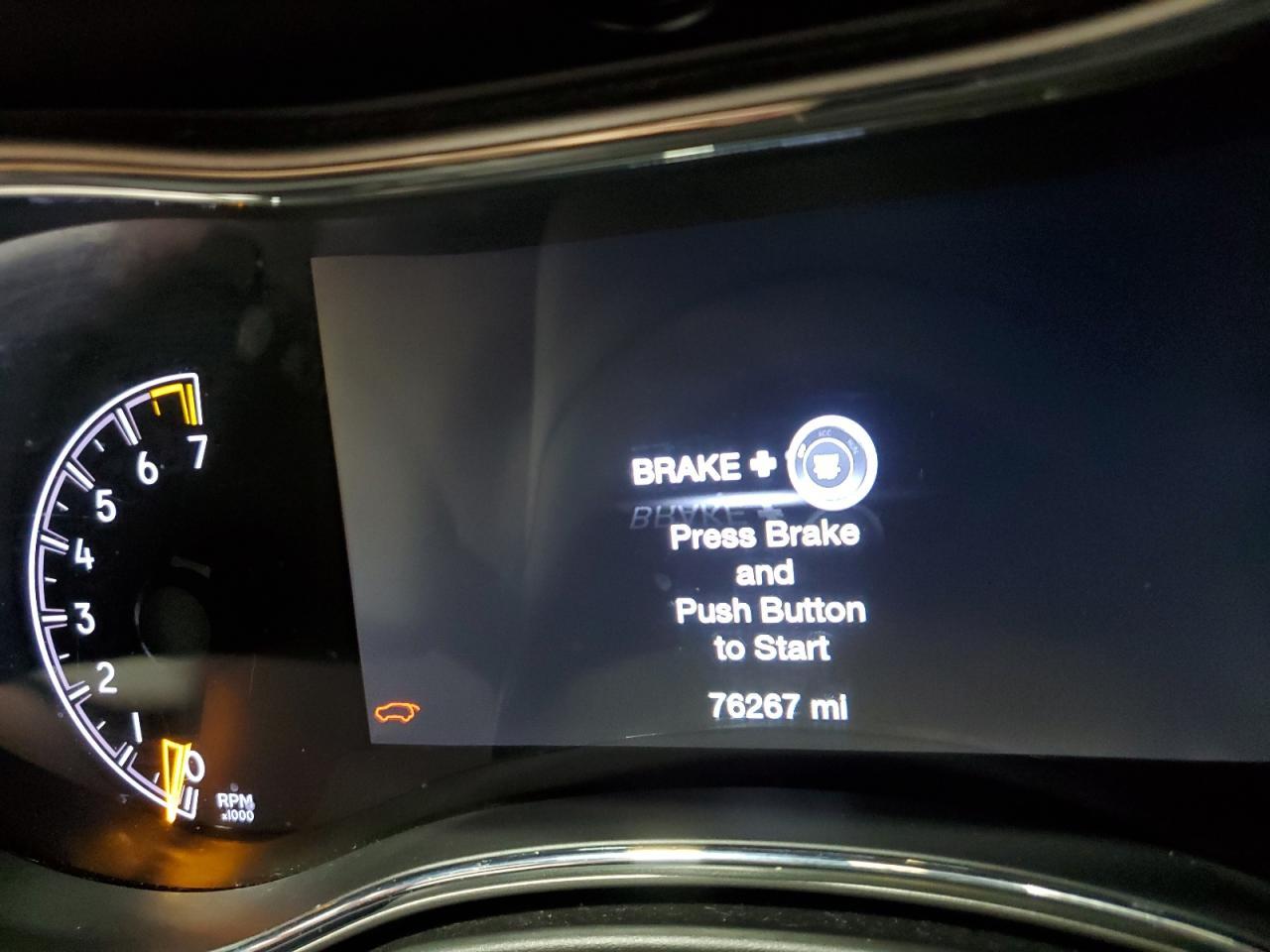 2019 Jeep Grand Cherokee - zdjęcie 9