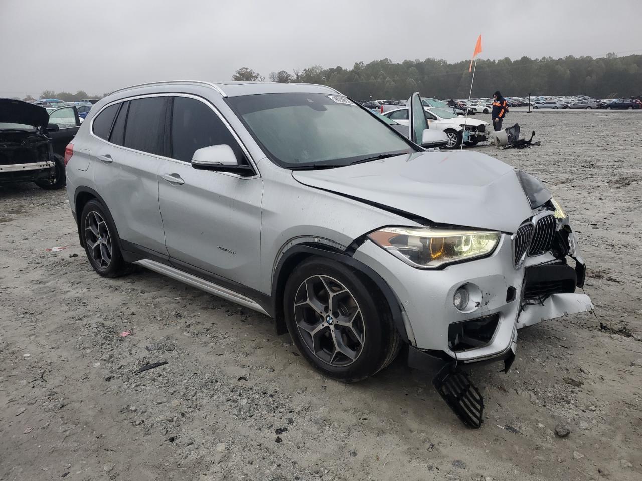 2016 BMW X1 xDrive28I - zdjęcie 4