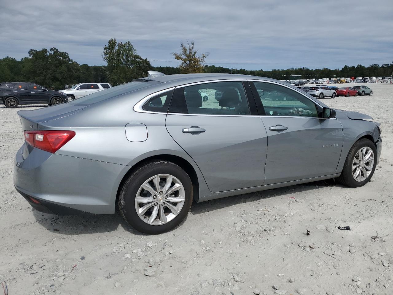 2024 Chevrolet Malibu Lt - zdjęcie 3