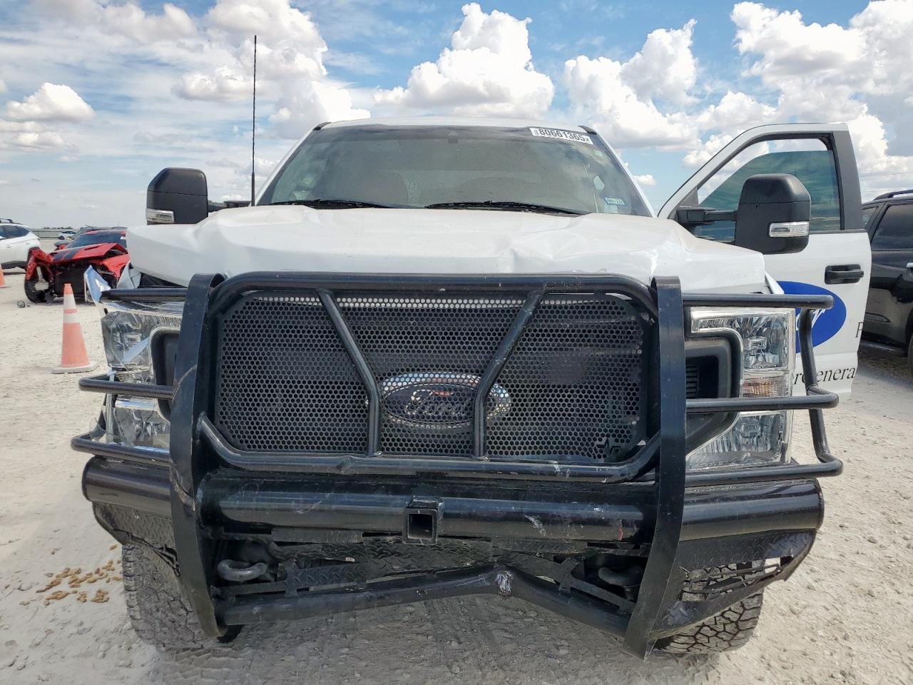 2022 Ford F250 - zdjęcie 11