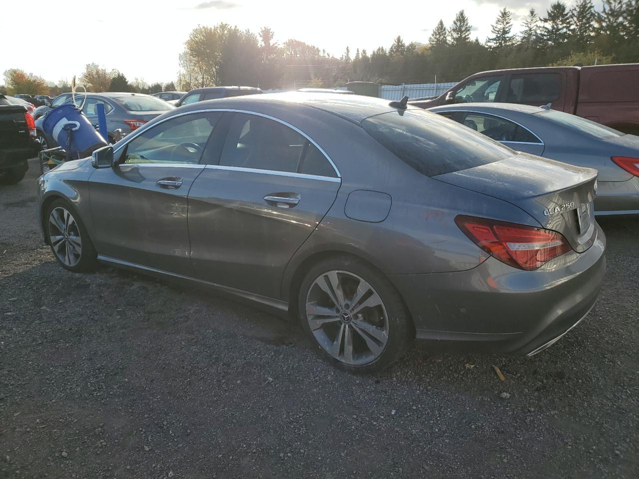 2019 Mercedes-Benz Klasa CLA - zdjęcie 2
