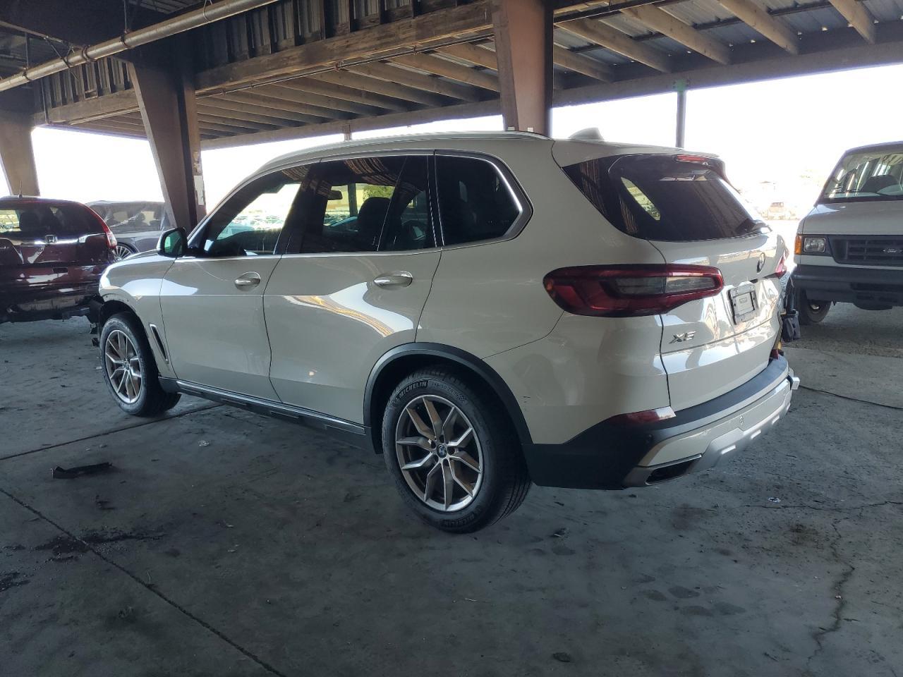 2019 BMW X5 - zdjęcie 2