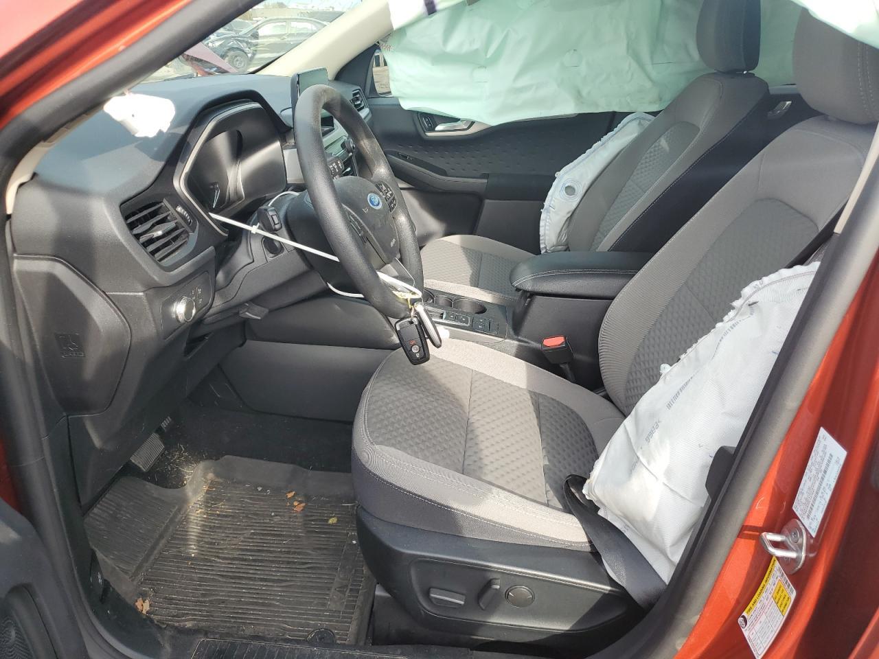 2020 Ford Escape - zdjęcie 7