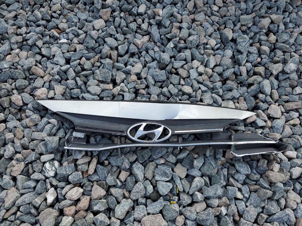 2019 Hyundai Elantra - zdjęcie 12