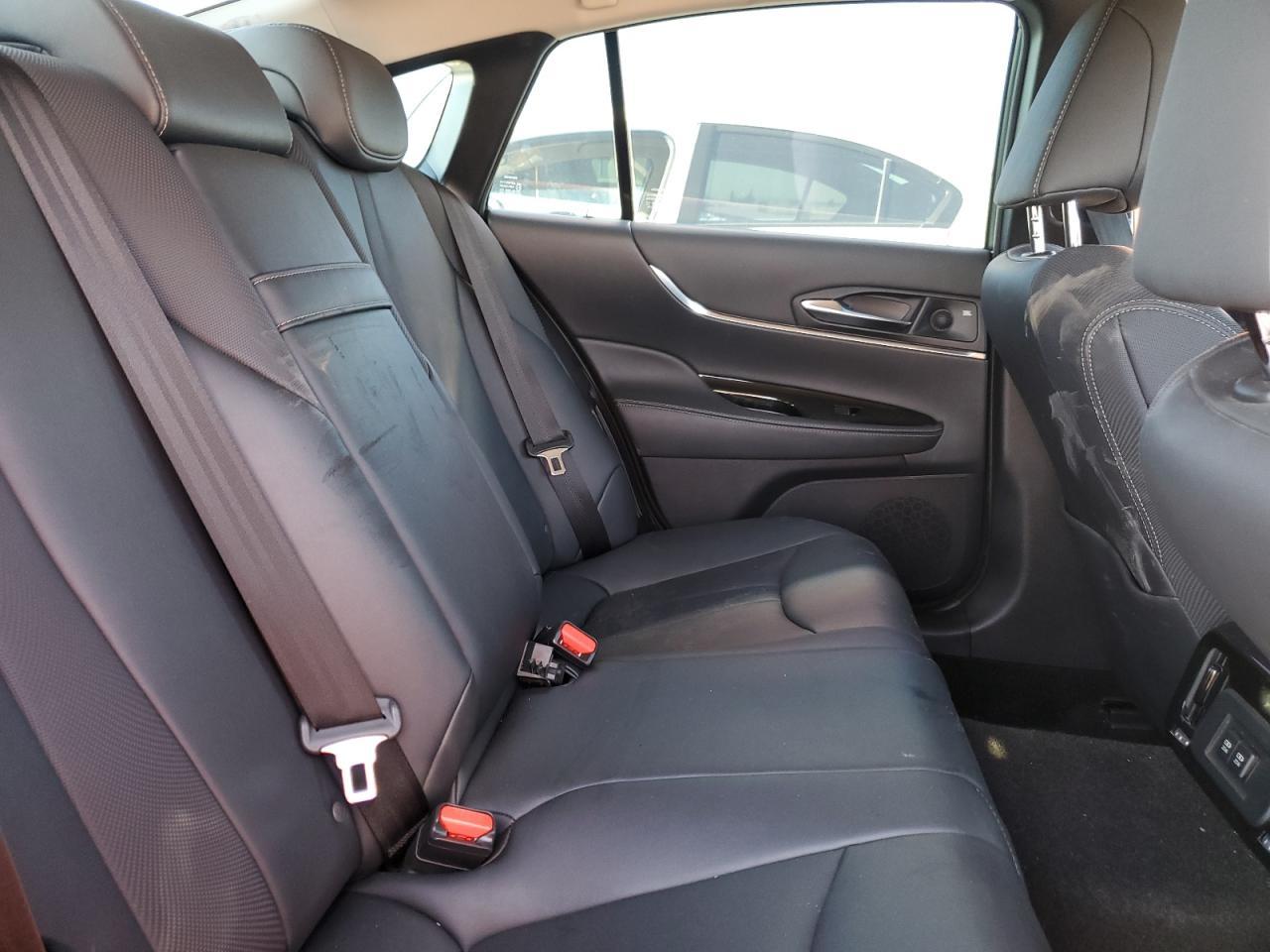 2022 Toyota Mirai - zdjęcie 10