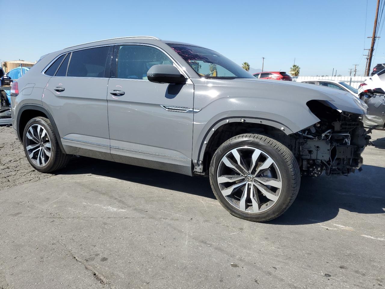 2022 Volkswagen Atlas Cross Sport - zdjęcie 4