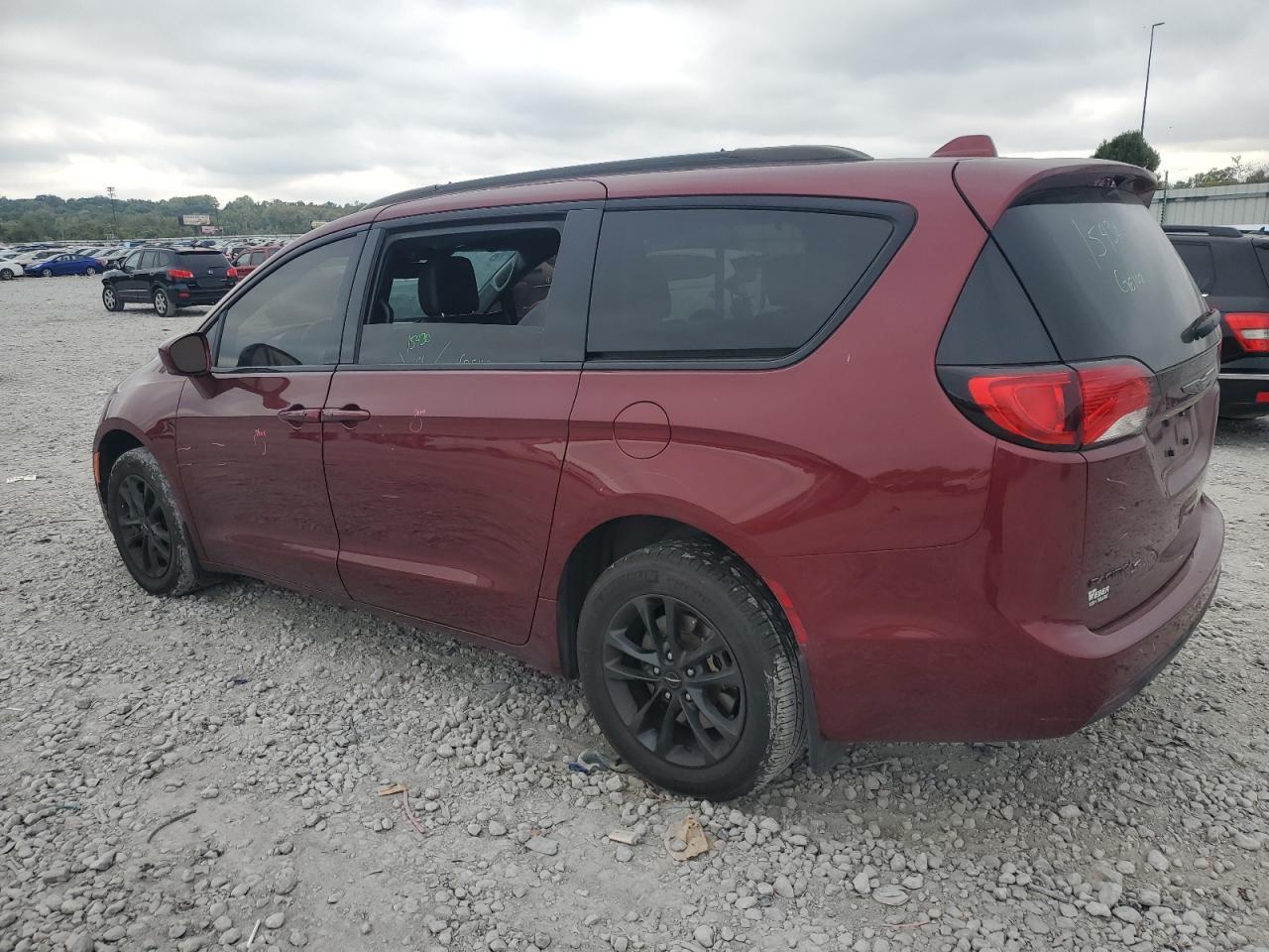 2020 Chrysler Pacifica Touring L - zdjęcie 2