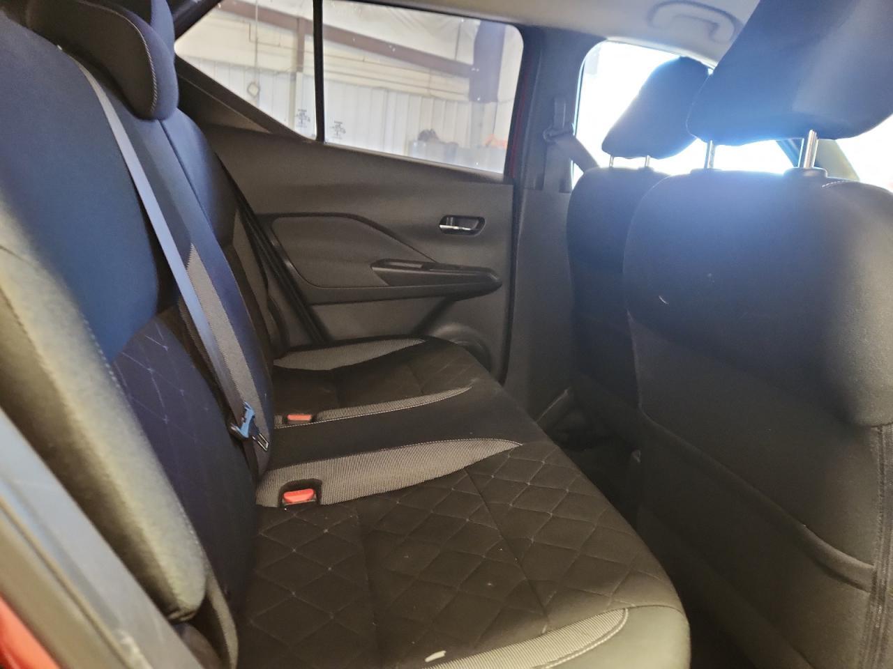 2019 Nissan Kicks S - zdjęcie 11