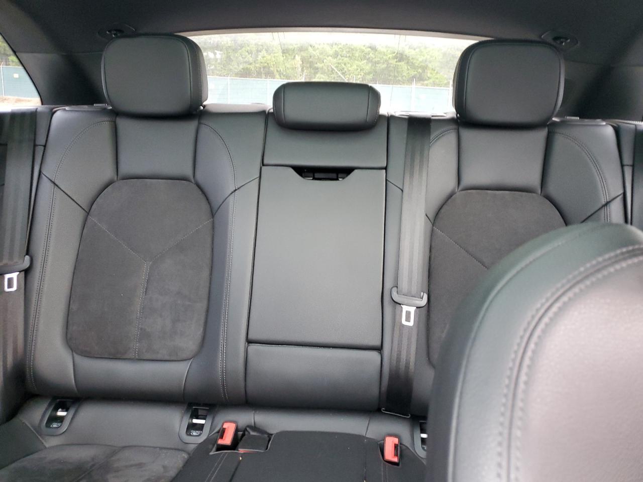 2021 Porsche Macan - zdjęcie 10