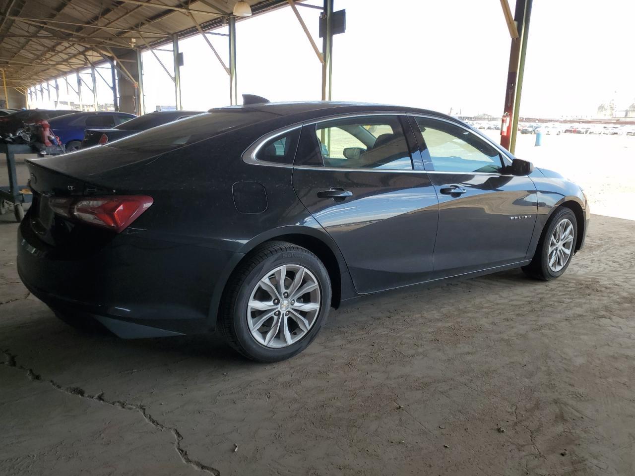 2020 Chevrolet Malibu Lt - zdjęcie 3