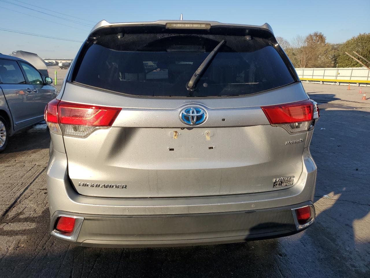 2019 Toyota Highlander Hybrid Limited Platinum - zdjęcie 6