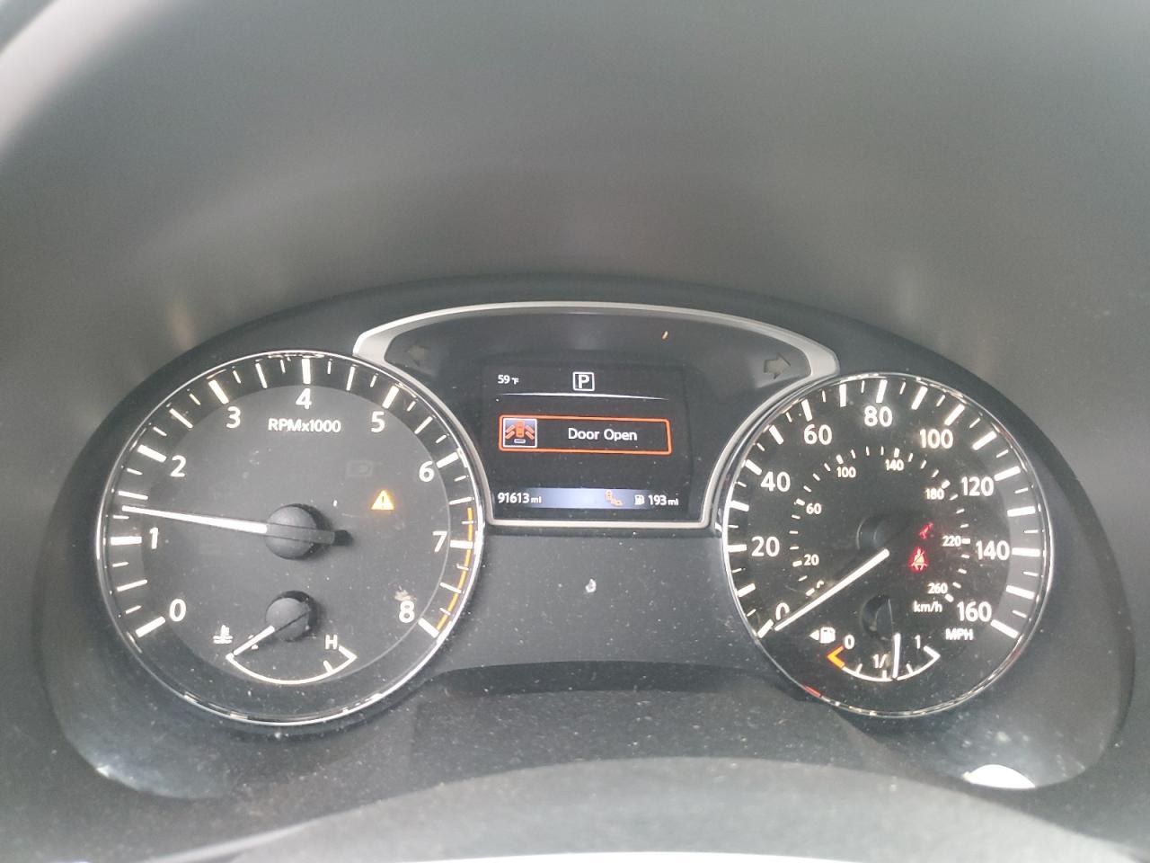 2017 Nissan Altima - zdjęcie 9