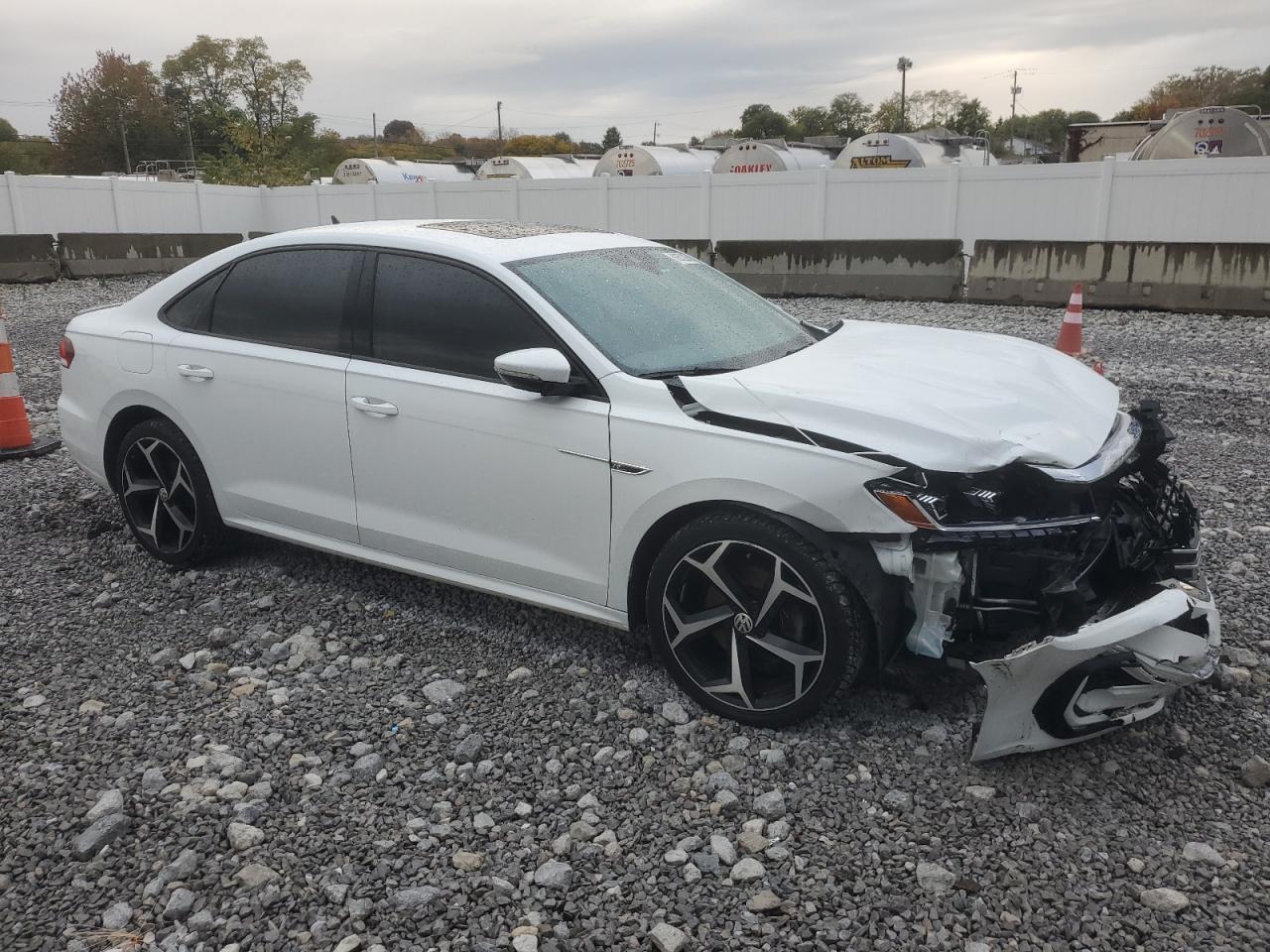 2020 Volkswagen Passat - zdjęcie 4