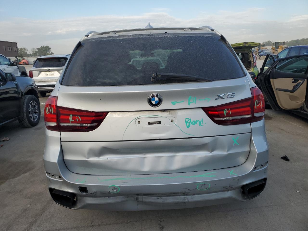 2015 BMW X5 xDrive50I - zdjęcie 6