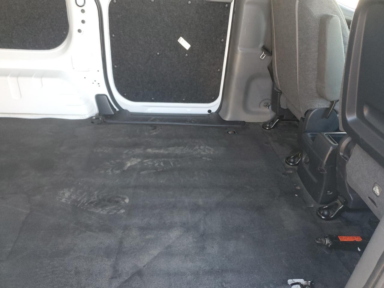 2020 Nissan NV200 - zdjęcie 11