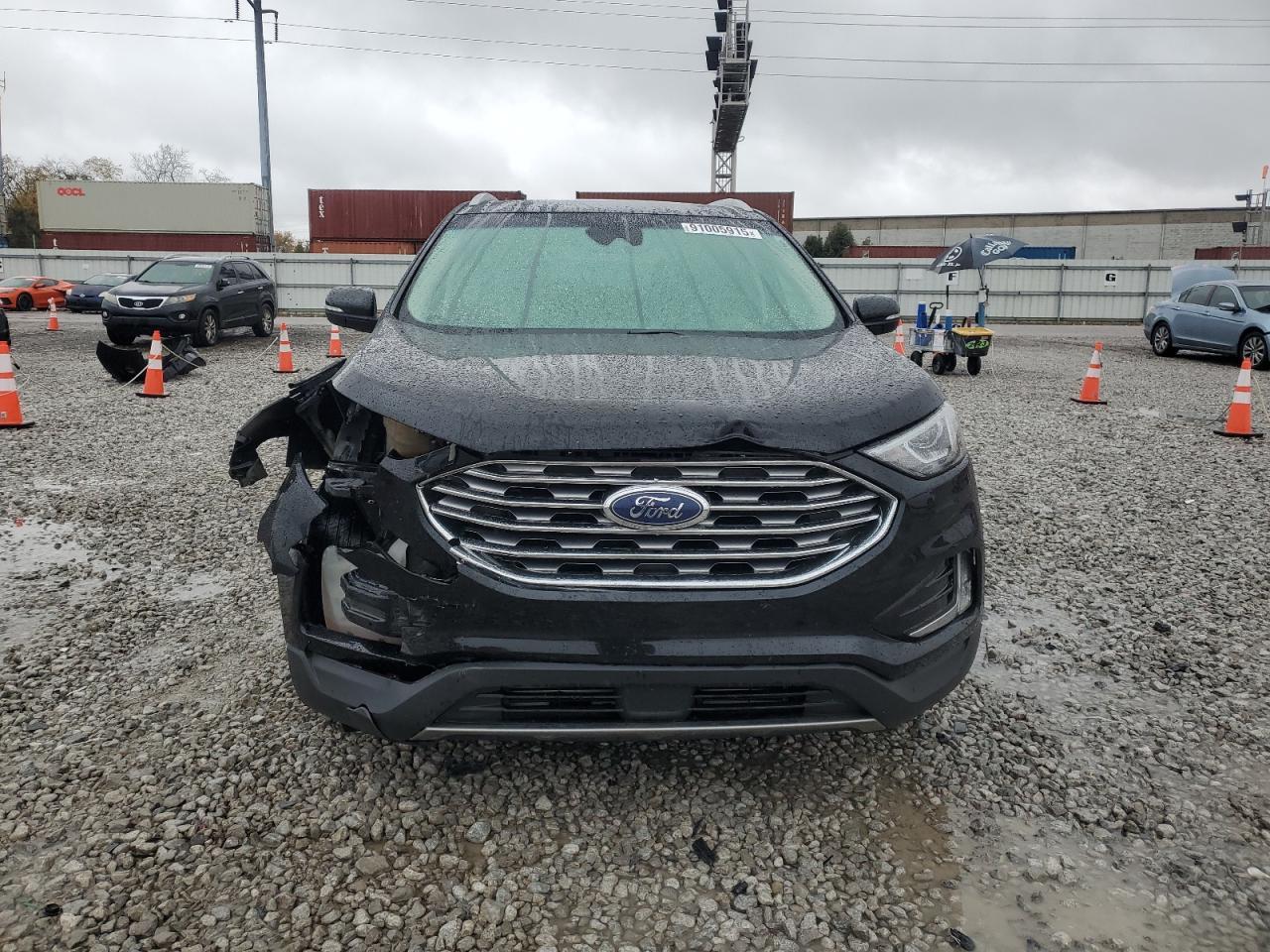 2019 Ford Edge - zdjęcie 5
