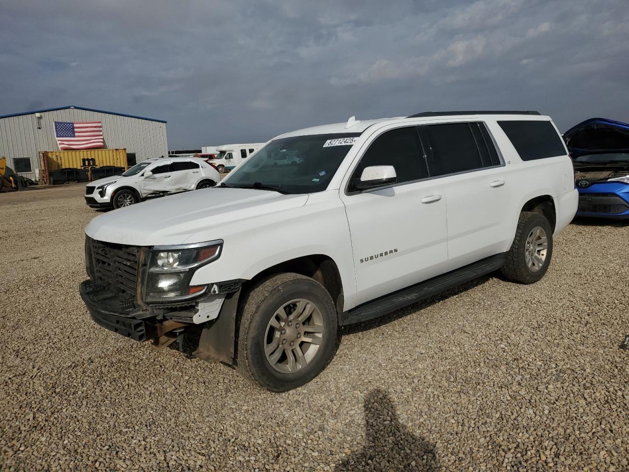 2020 Chevrolet Suburban C1500 Lt - zdjęcie główne