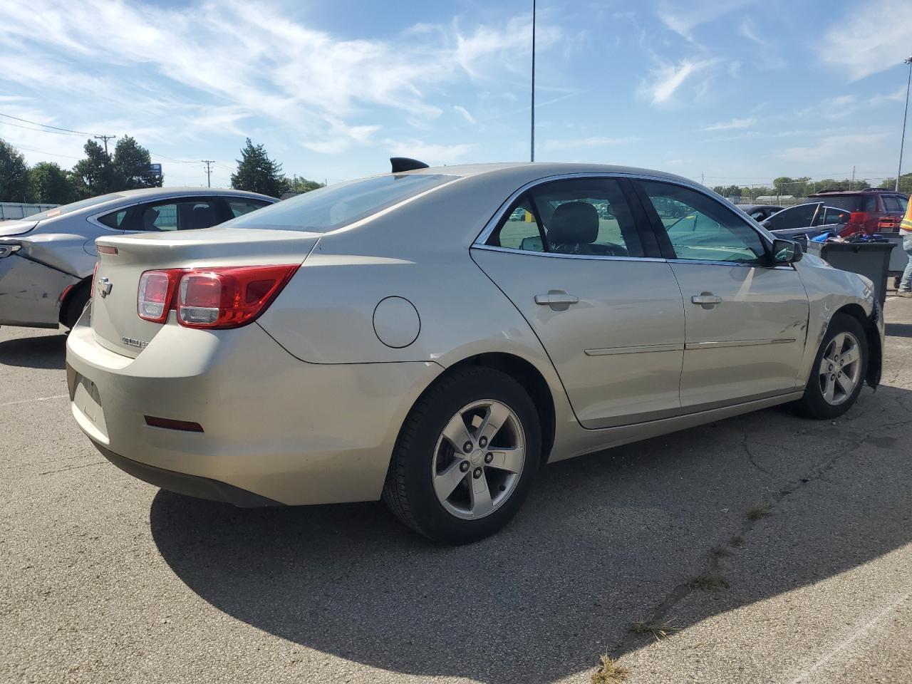 2015 Chevrolet Malibu Ls - zdjęcie 3