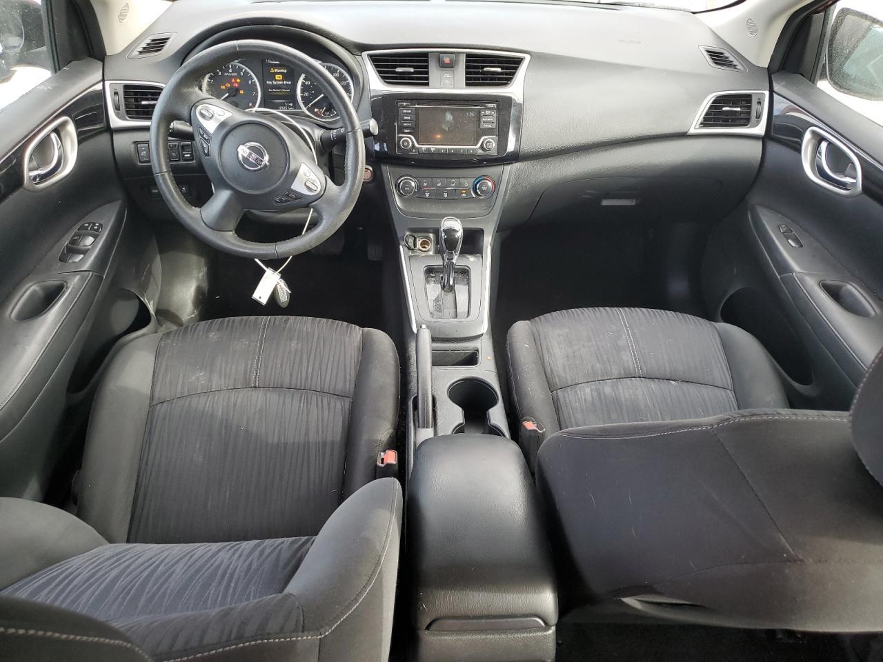 2017 Nissan Sentra S - zdjęcie 8