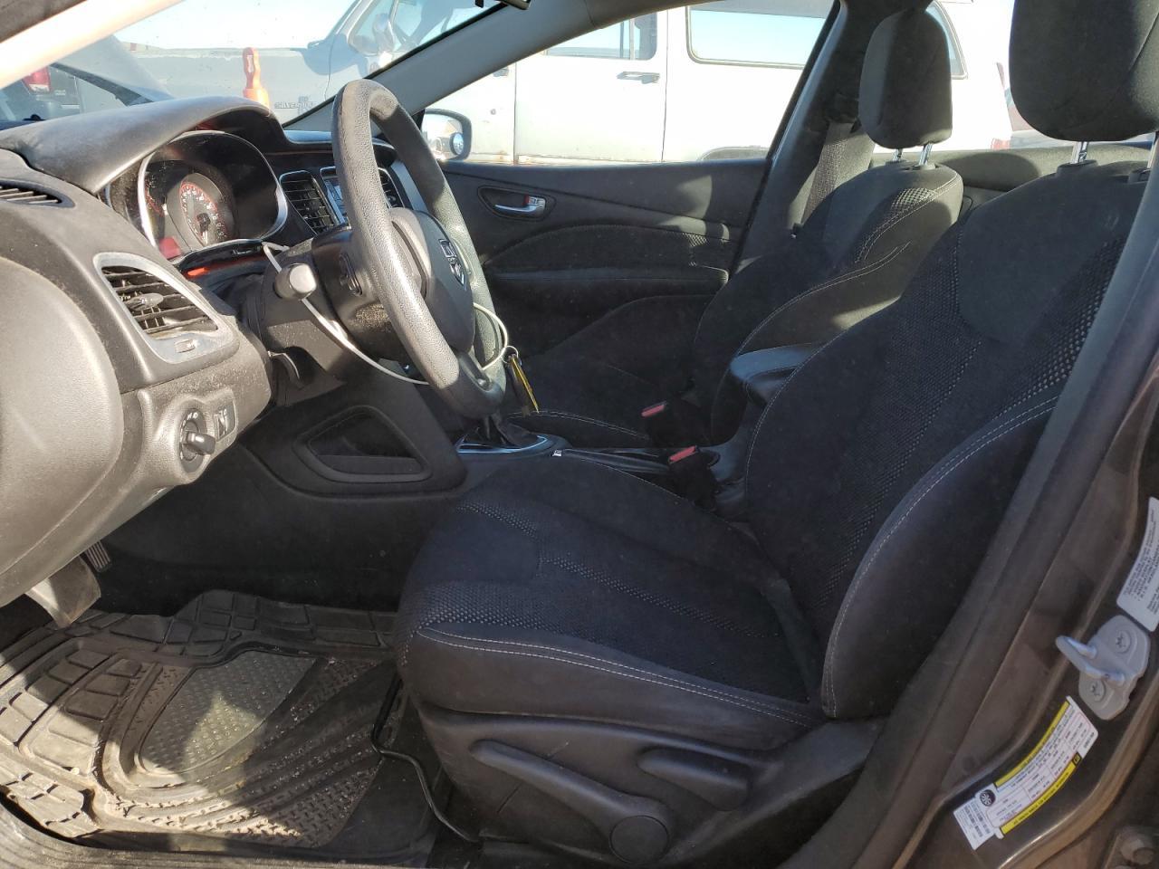 2016 Dodge Dart Sxt - zdjęcie 7