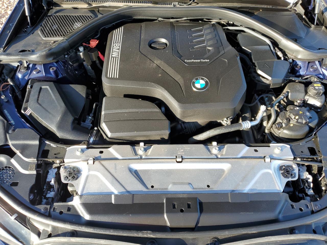 2019 BMW Seria 3 - zdjęcie 11