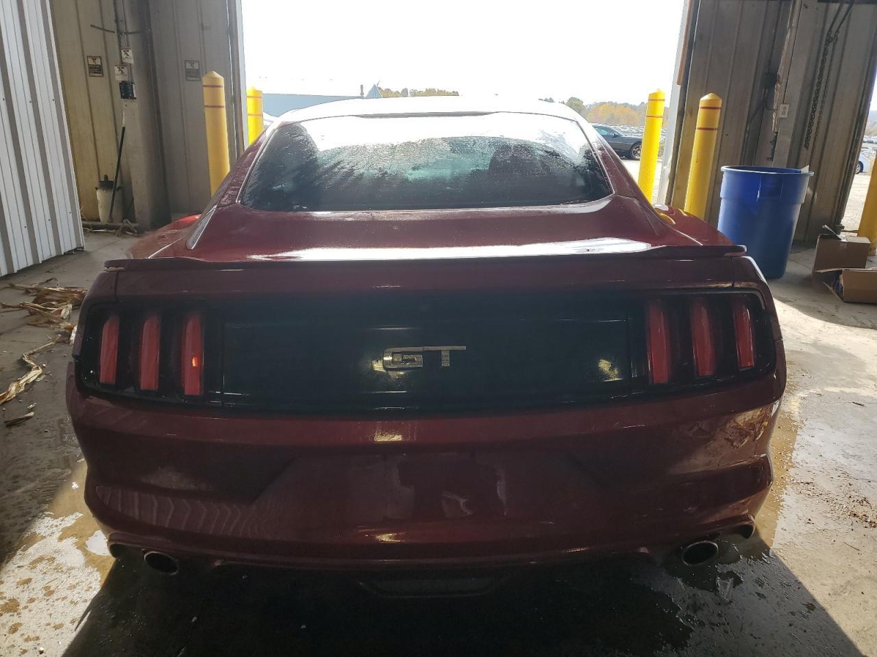 2016 Ford Mustang - zdjęcie 6