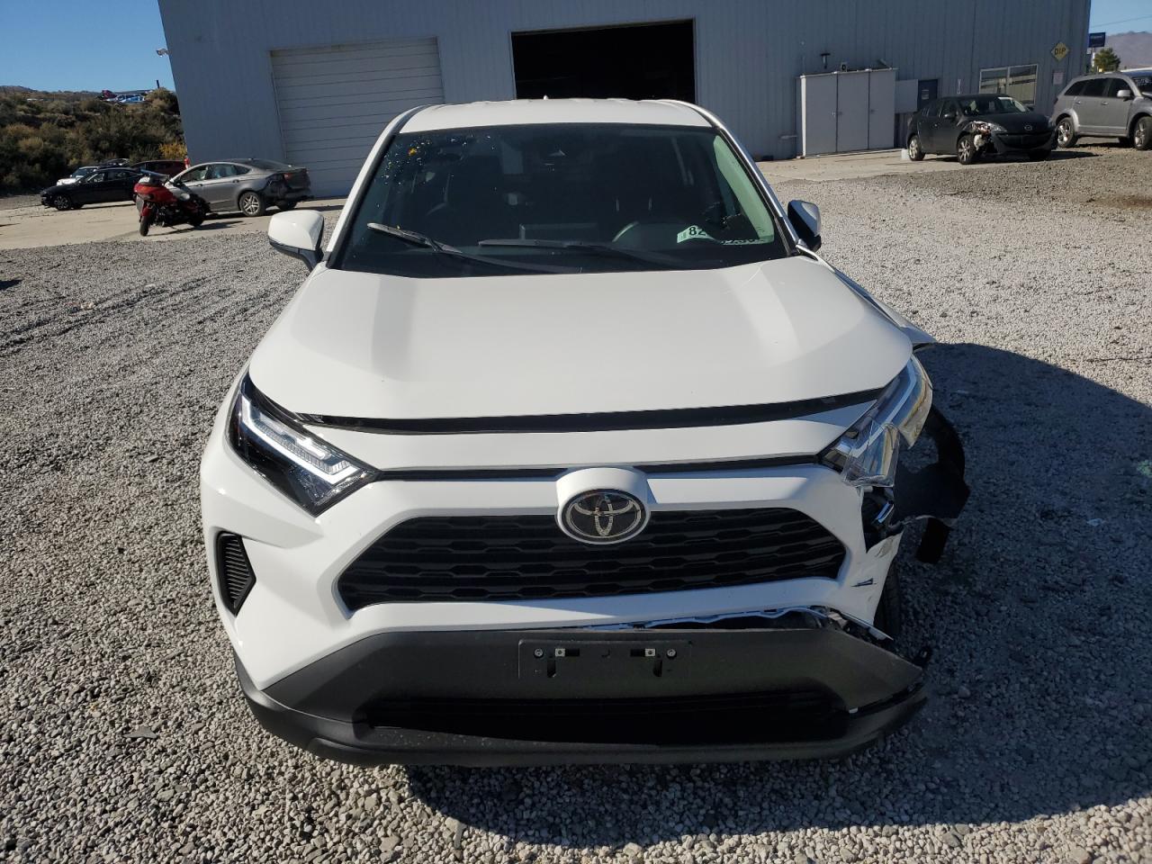 2025 Toyota RAV 4 - zdjęcie 5