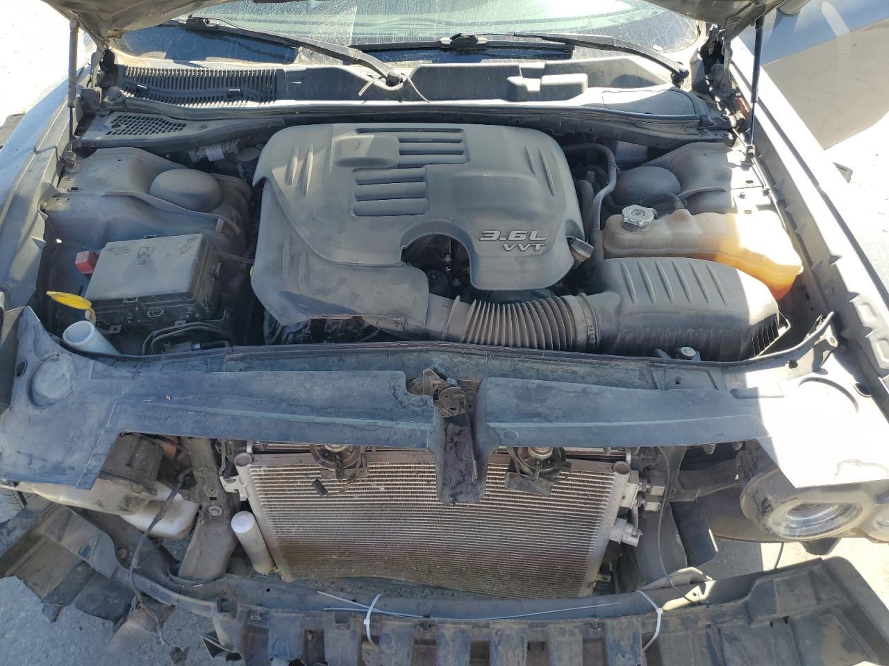 2019 Dodge Challenger - zdjęcie 11