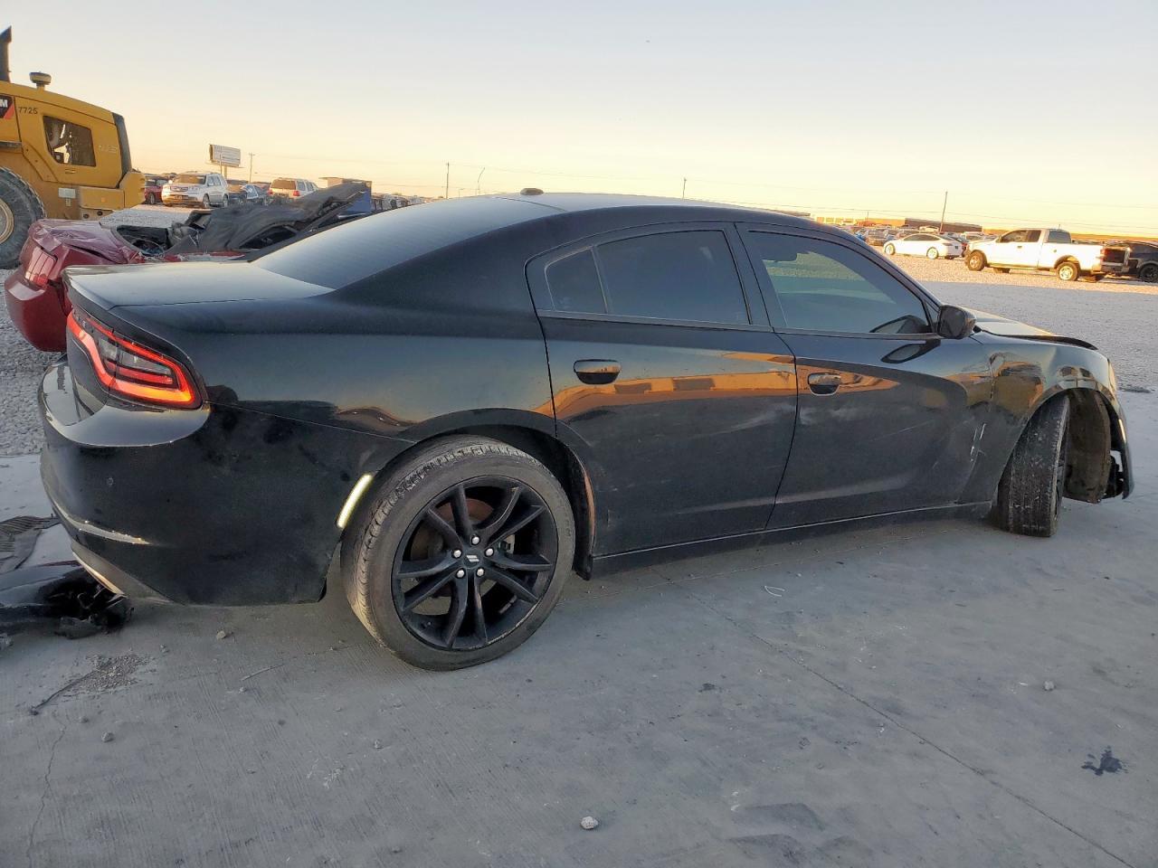 2021 Dodge Charger Sxt - zdjęcie 3