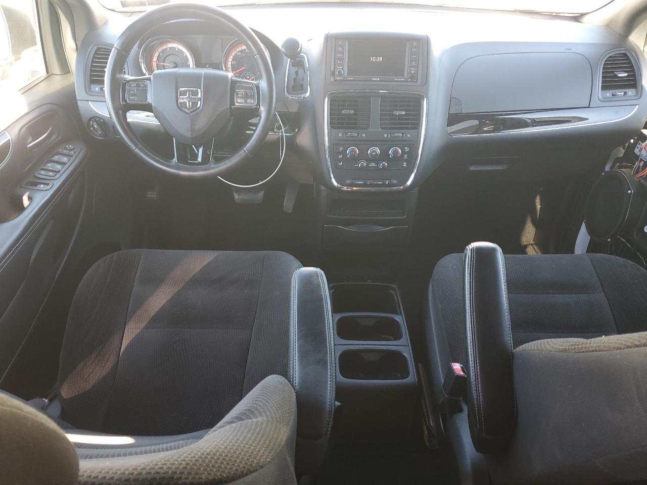 2018 Dodge Caravan - zdjęcie 8