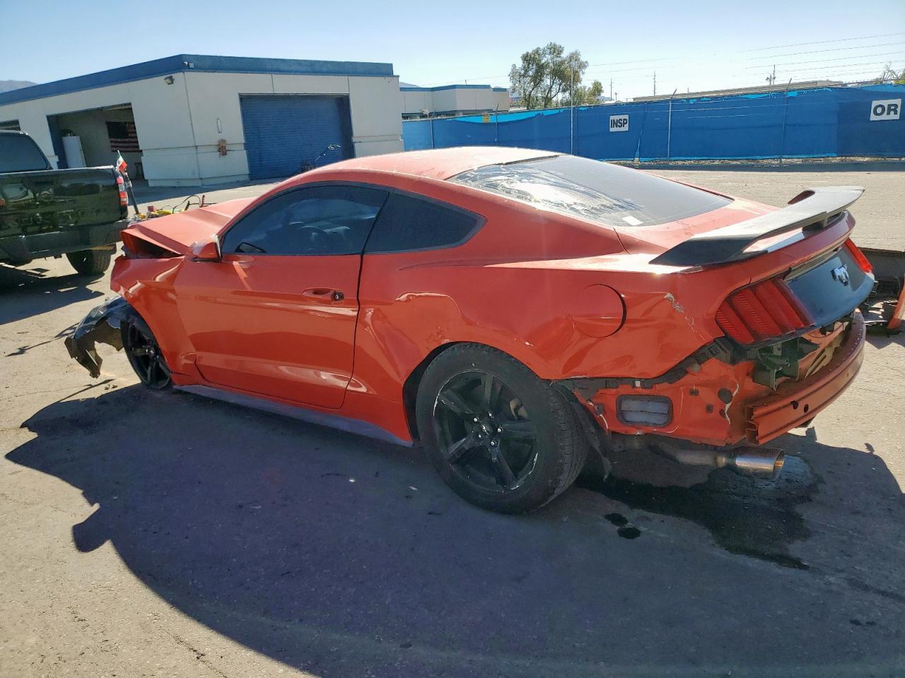 2016 Ford Mustang - zdjęcie 2