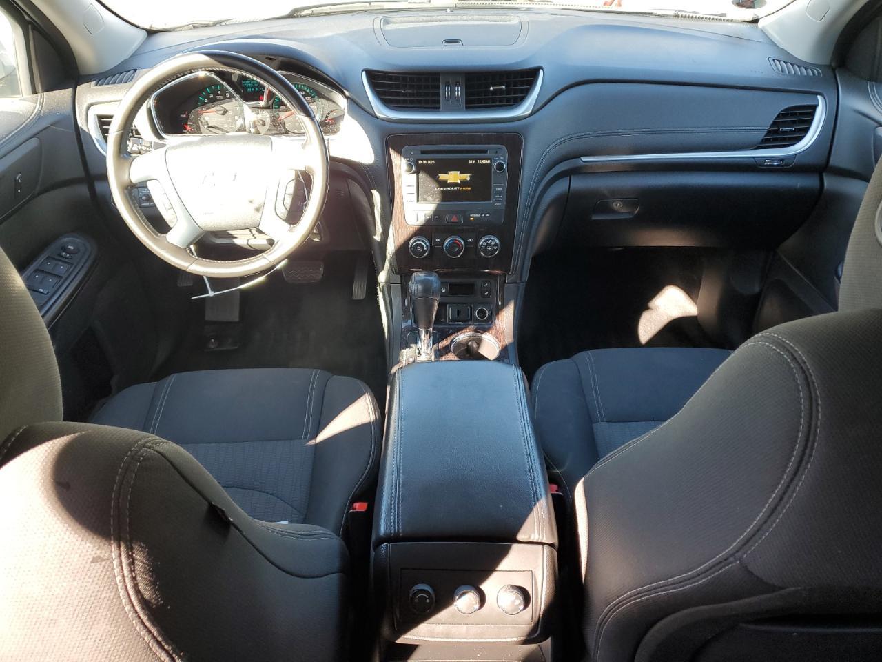 2017 Chevrolet Traverse - zdjęcie 8