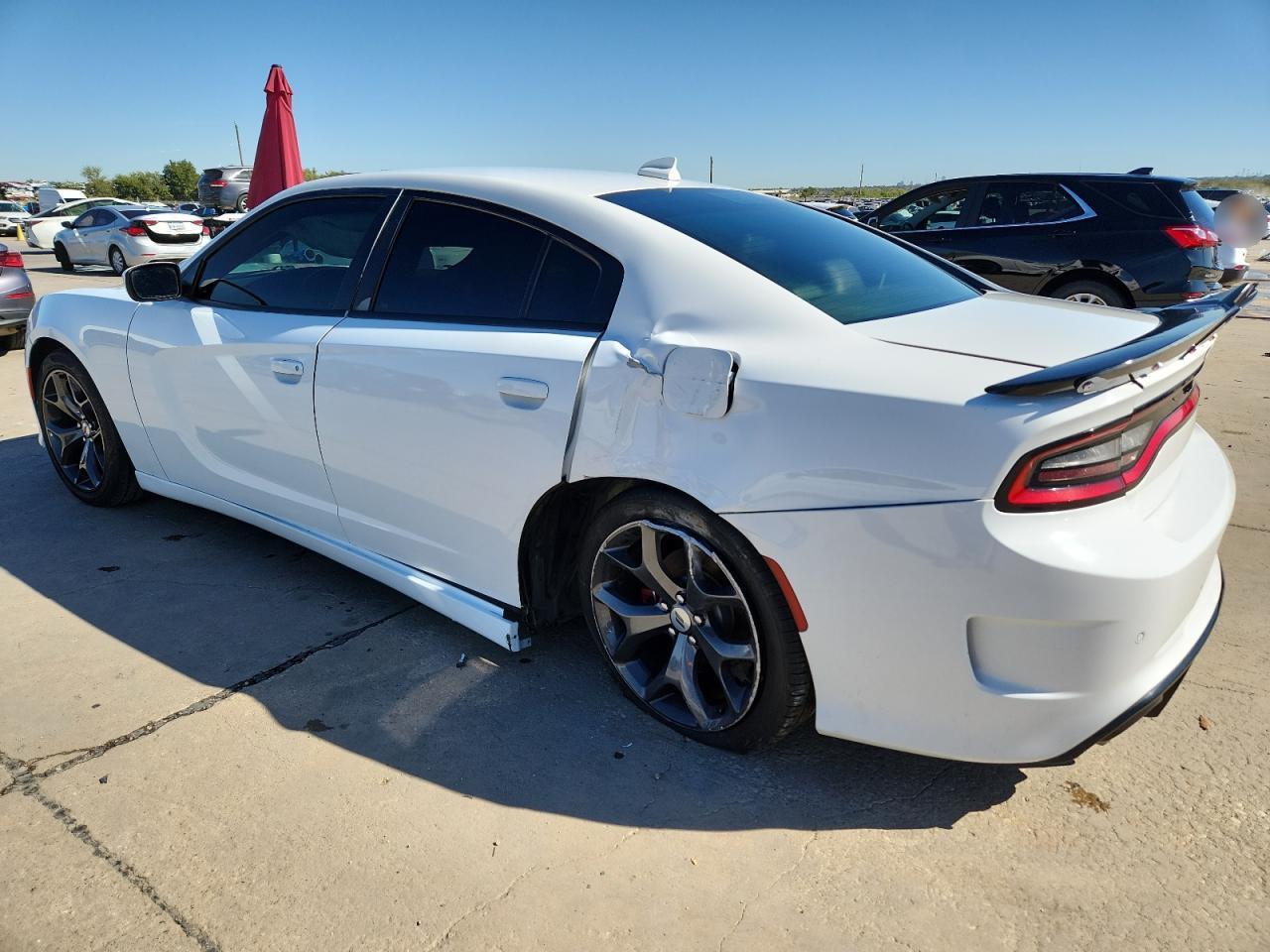 2019 Dodge Charger R - zdjęcie 2