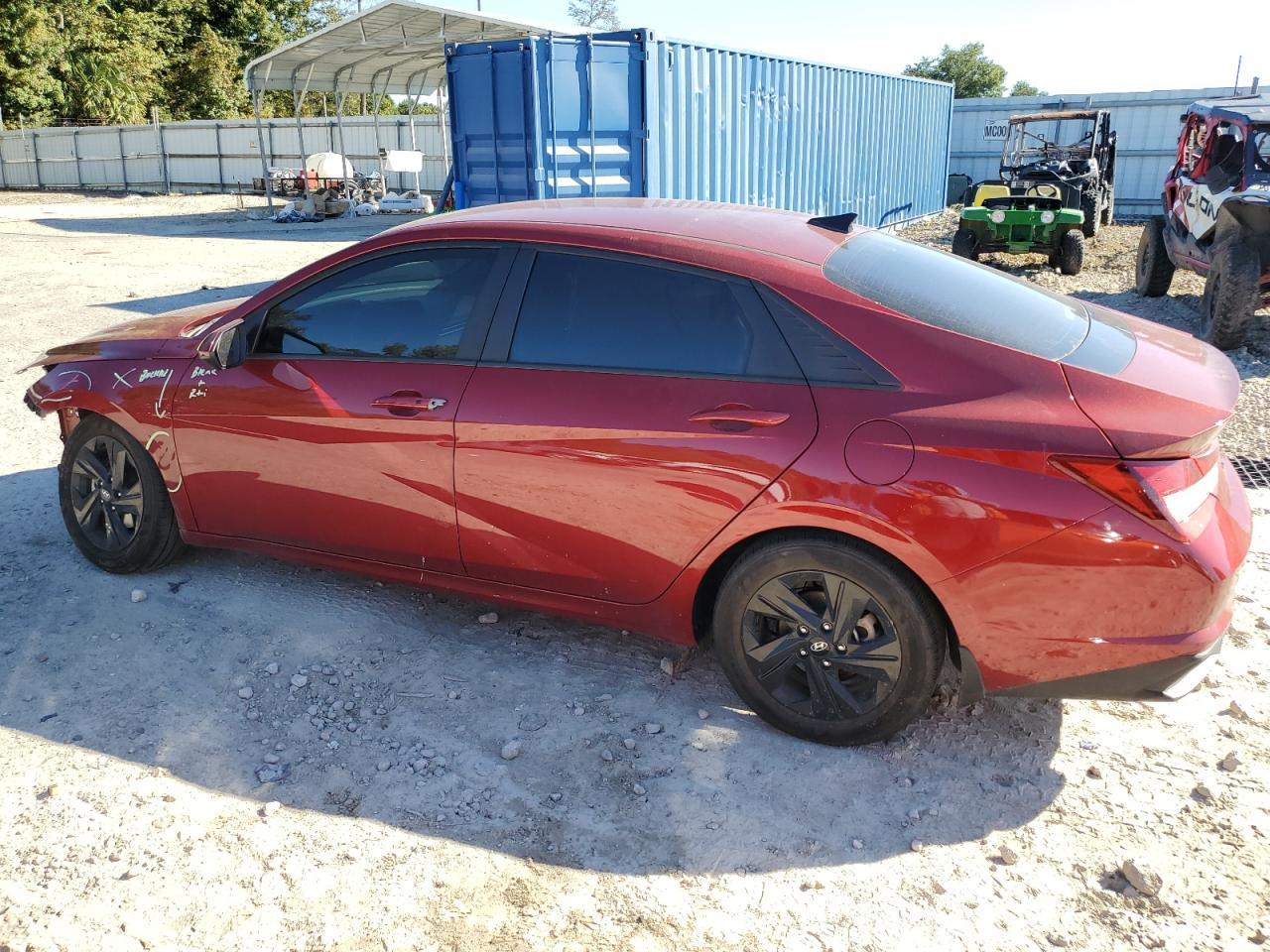 2023 Hyundai Elantra - zdjęcie 2