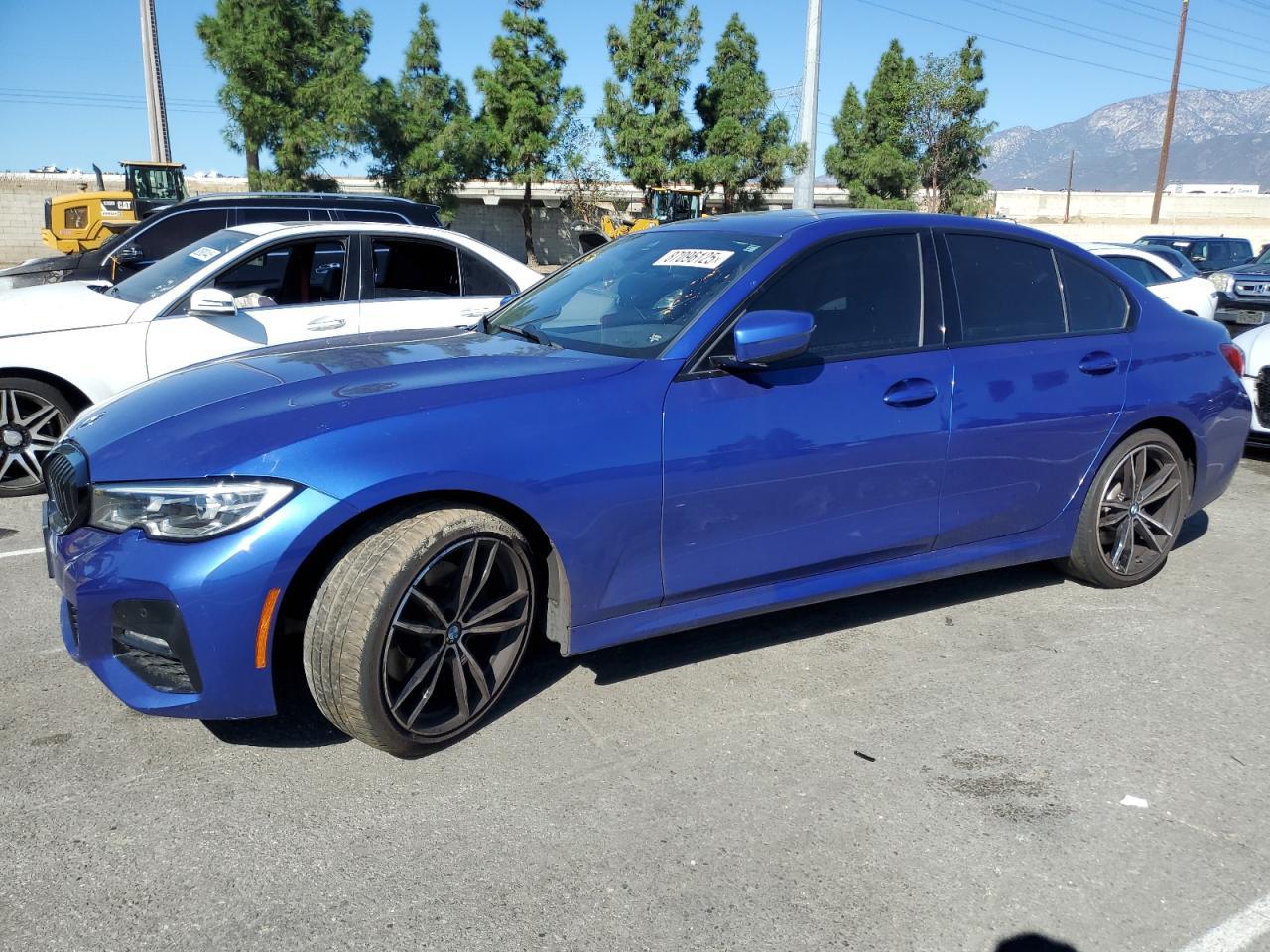 2020 BMW Seria 3 - zdjęcie główne