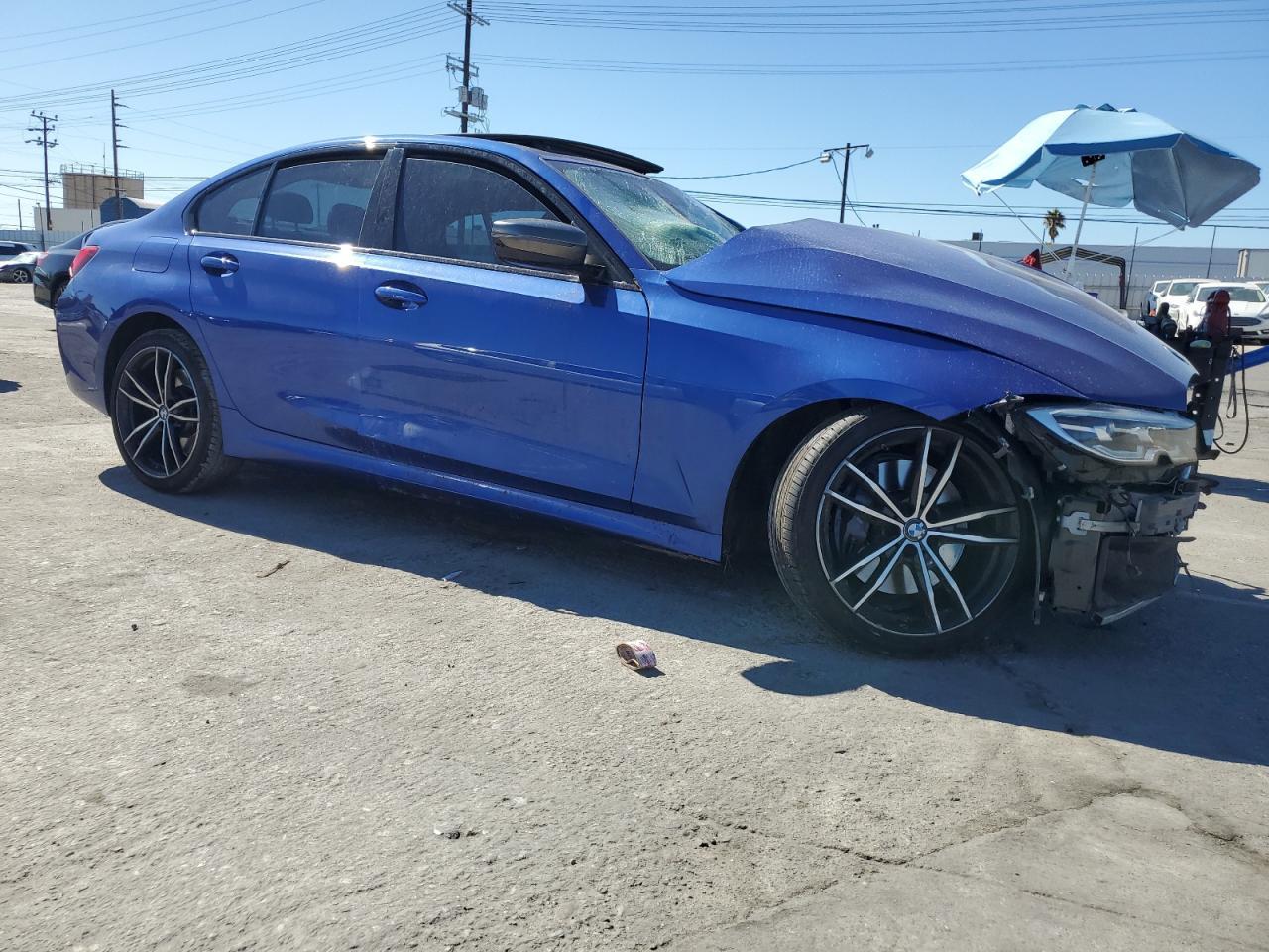 2020 BMW Seria 3 - zdjęcie 4
