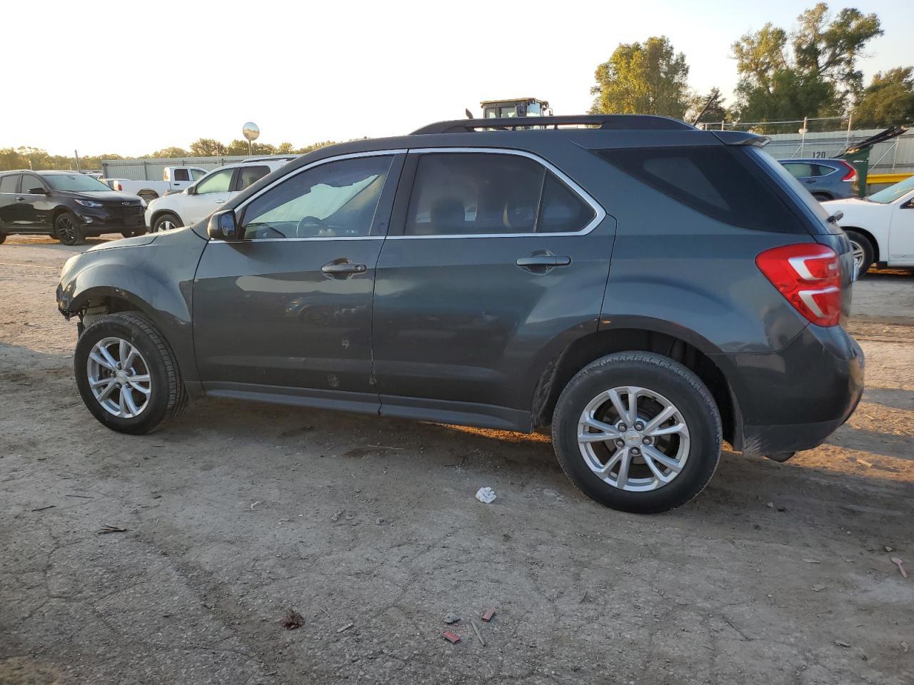 2017 Chevrolet Equinox Lt - zdjęcie 2