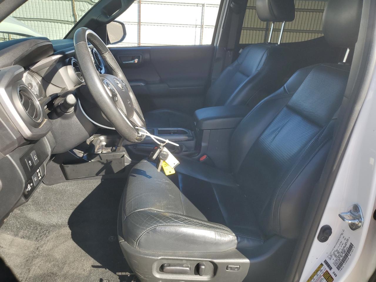 2021 Toyota Tacoma - zdjęcie 7