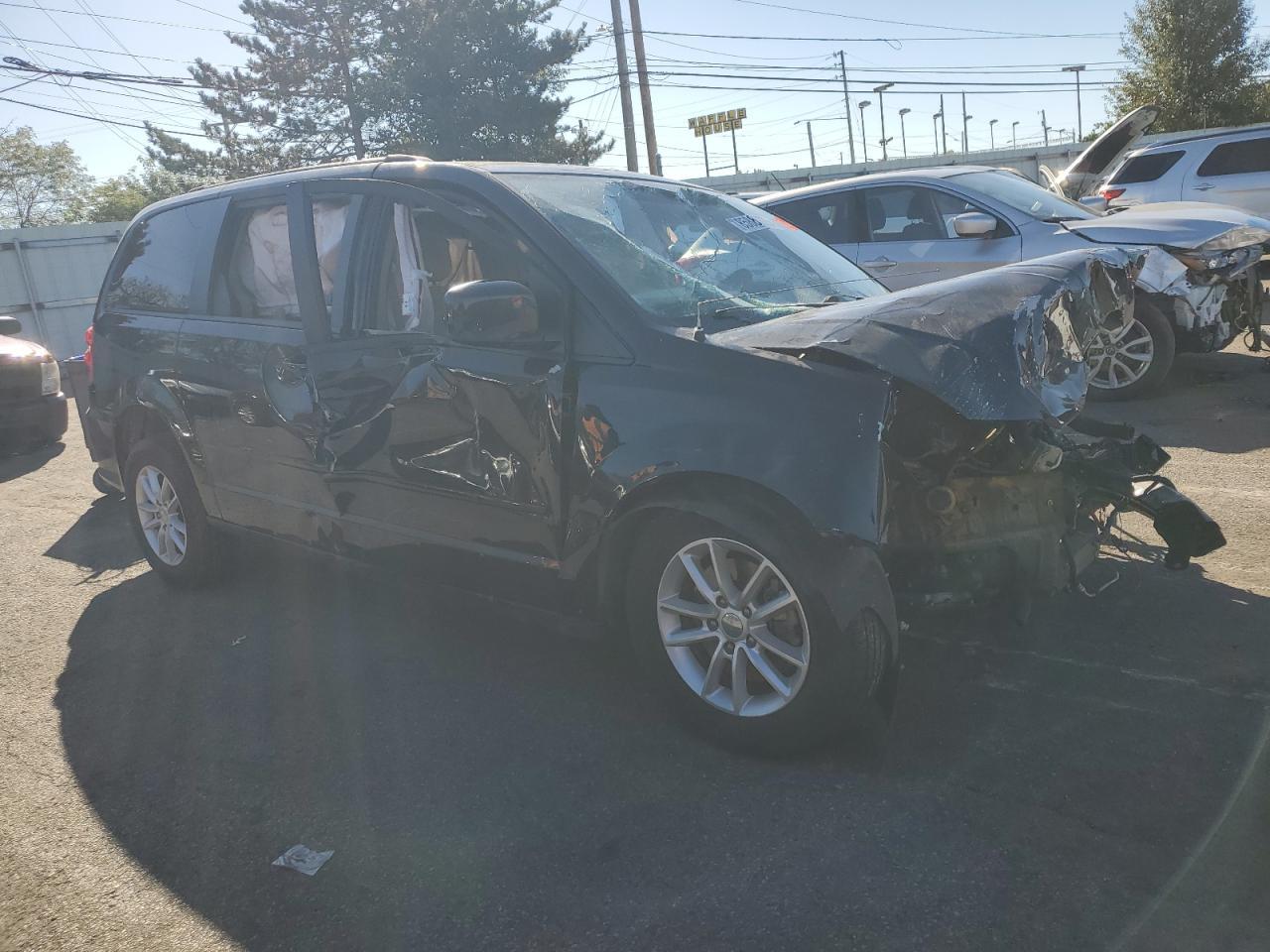 2015 Dodge Caravan - zdjęcie 4