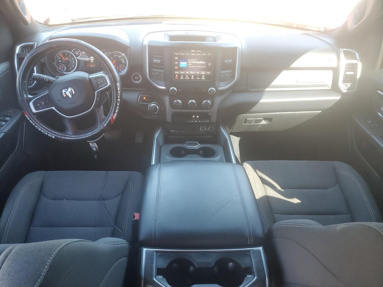 2019 RAM 1500 - zdjęcie 8