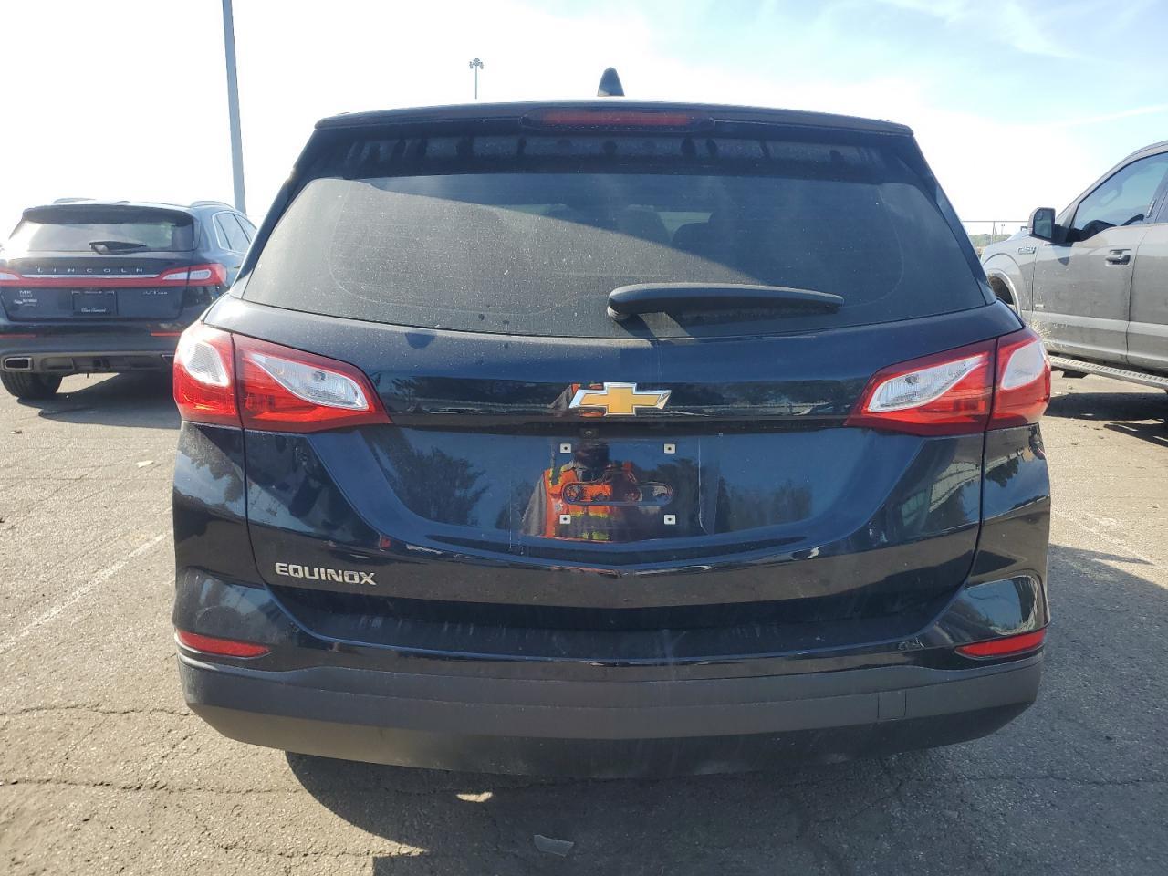 2021 Chevrolet Equinox Ls - zdjęcie 6